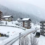 Cristal-12 By Interhome *